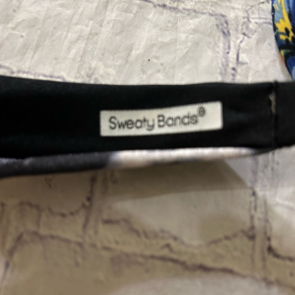 SWEATY BANDS ANIMAL PRINT AND UNBRANDED BLUE/GREEN FLORAL HEADBANDS - Picture 8 of 8